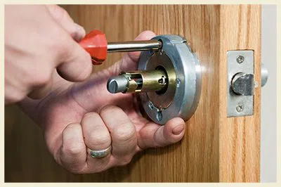 River Forest IL Locksmith Store River Forest, IL 708-433-9194 - 10-residential-lockouts